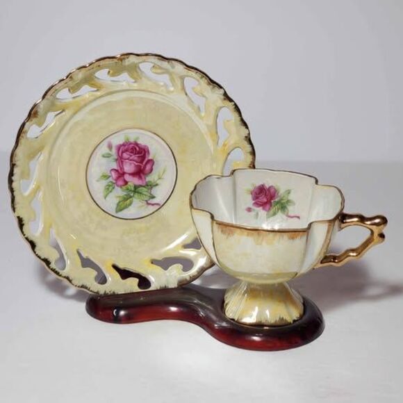Yellow Teacup and Saucer Pink Roses Opalescent Vintage - Picture 3 of 10